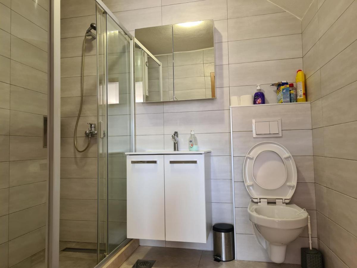 Ferienwohnung Apartman Senka Rogotin Exterior foto